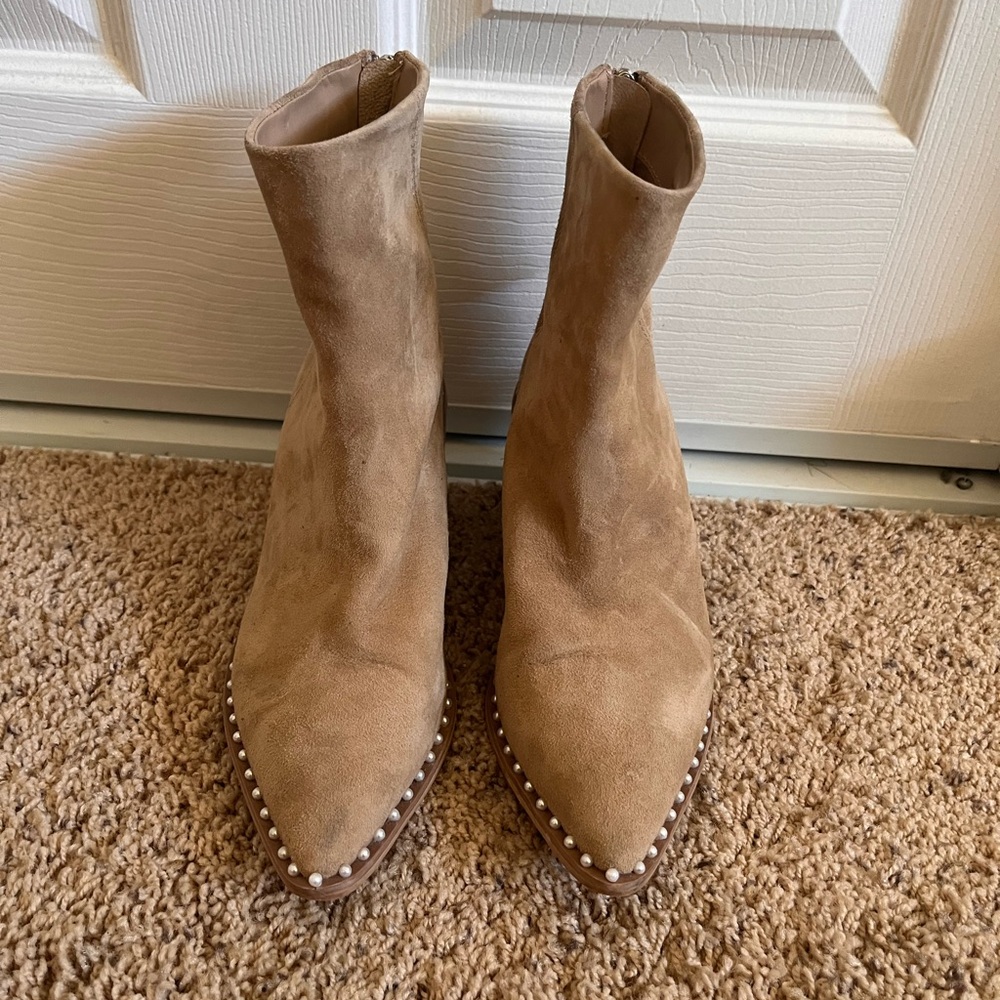 Steve Madden Tan/Camel Booties